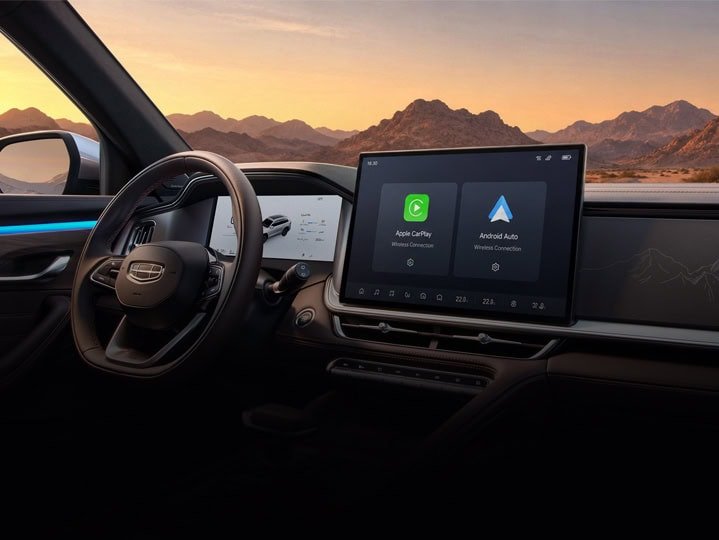 Wireless Apple CarPlay & Android Auto